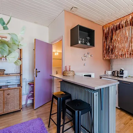 Coquillages Et Crustacés, Netflix Baignoire îlot Chez Ivona Appartement Gujan-Mestras